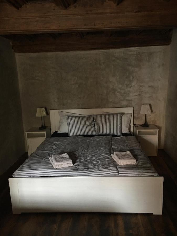 U Dr. Fausta Apartman Slavonice Kültér fotó
