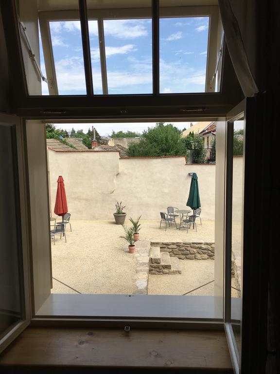 U Dr. Fausta Apartman Slavonice Kültér fotó