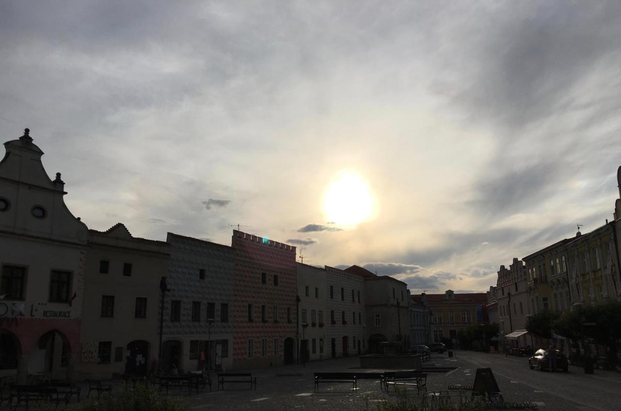 U Dr. Fausta Apartman Slavonice Kültér fotó